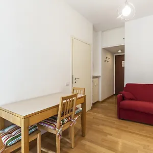 https://apartments-san-martino.italymilanhotels.net