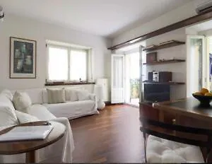  Apartment Pontaccio 2