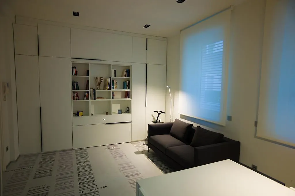 Appartement Stylish Mini In The Heart Of Milano 0*, Milan Italie