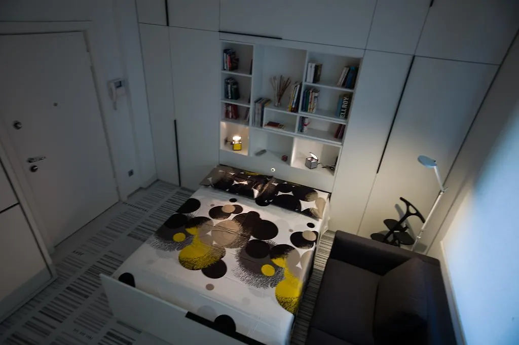 Stylish Mini In The Heart Of Milano Apartamento 0*,