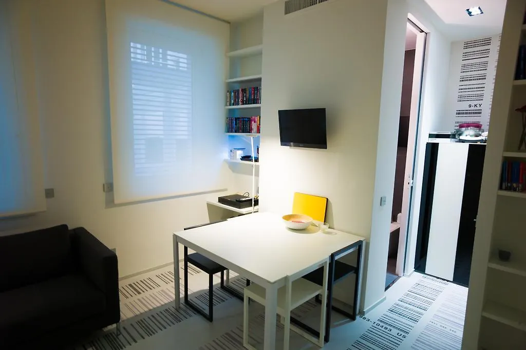 Appartement Stylish Mini In The Heart Of Milano